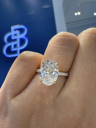 Cascade Pavé Luminous Halo Oval Lab-Grown Diamond Ring